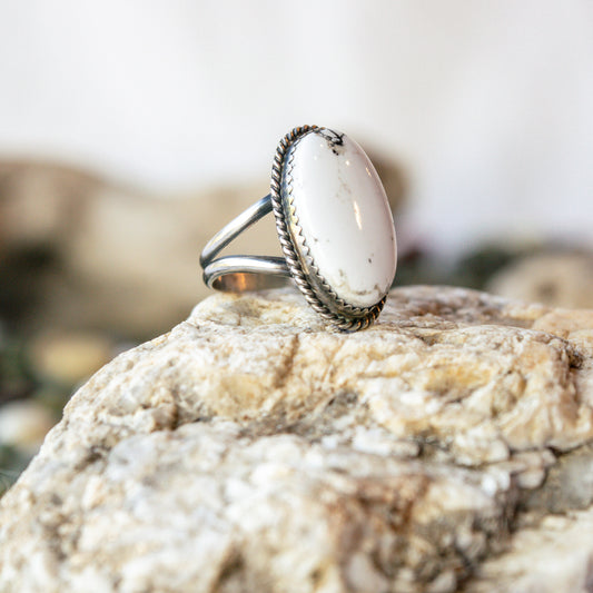 White Buffalo Turquoise Navajo Ring