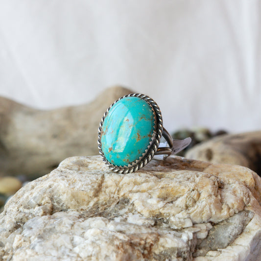 Globe Kingman Turquoise Ring