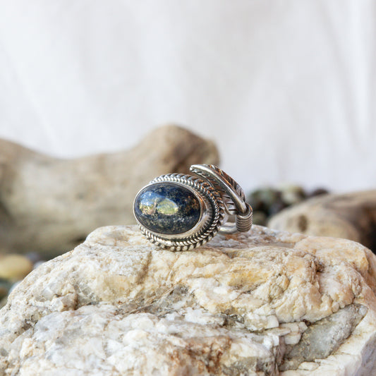 Eye of Lapis Ring