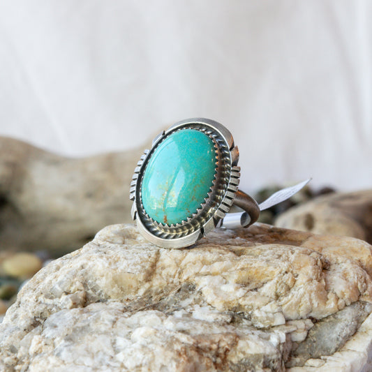 Kingman Turquoise Navajo Ring