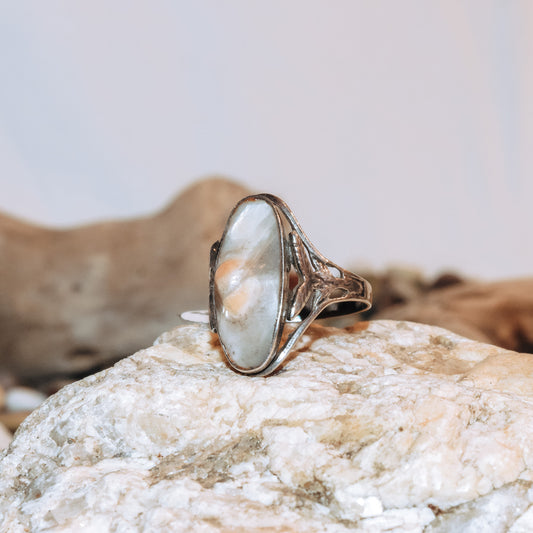 Whale Tail Pearl Ring