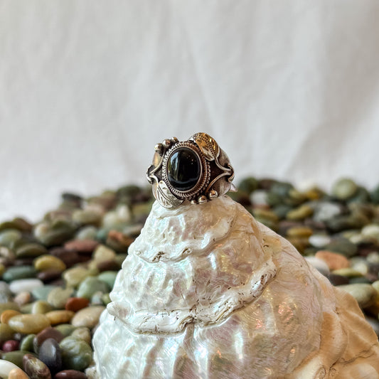 Pot of Onyx Ring