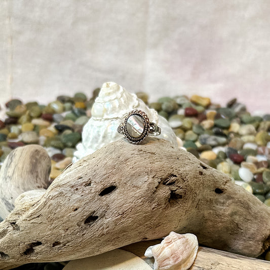 Oval Mother of Pearl Ring