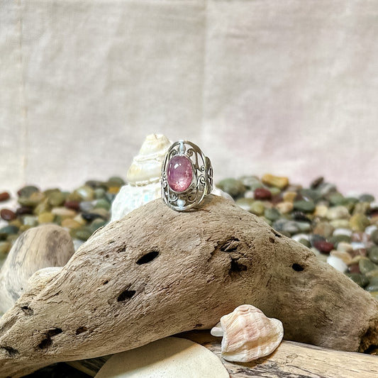 Scroll Pink Moonstone Ring