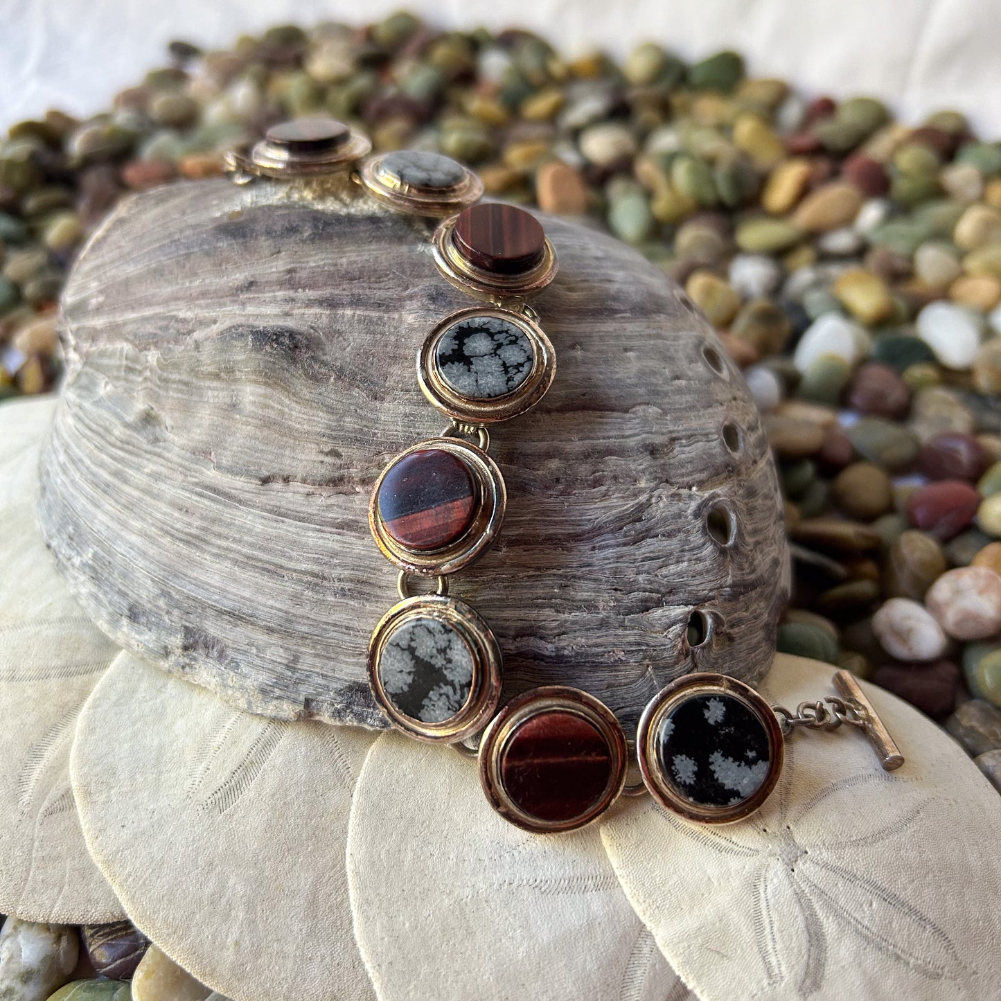 8 Round Stones Bracelet