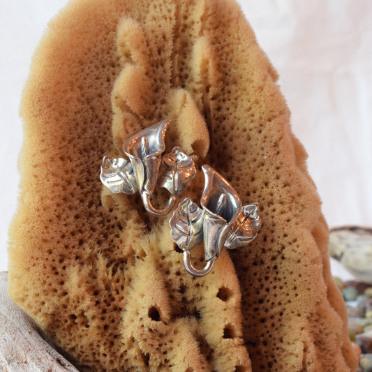 Calalily Earrings