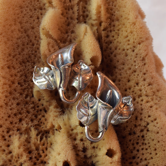 Calalily Earrings