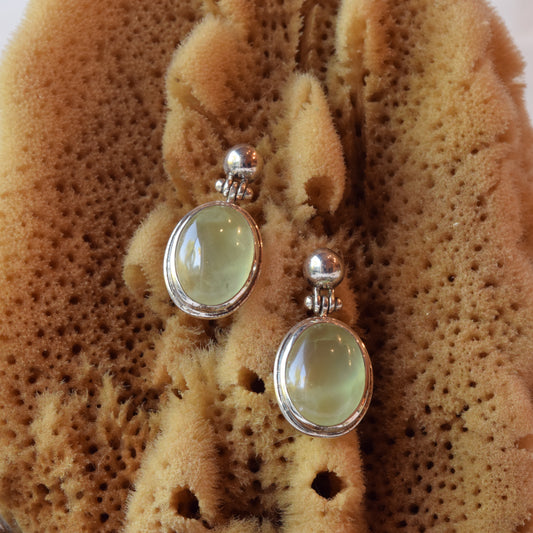 Sea Foam Prynite Hinged Earrings