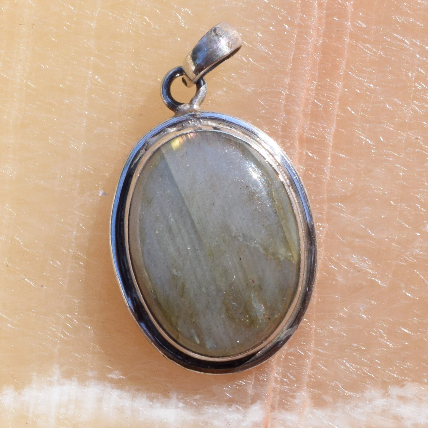 Light Labradorite Pendant